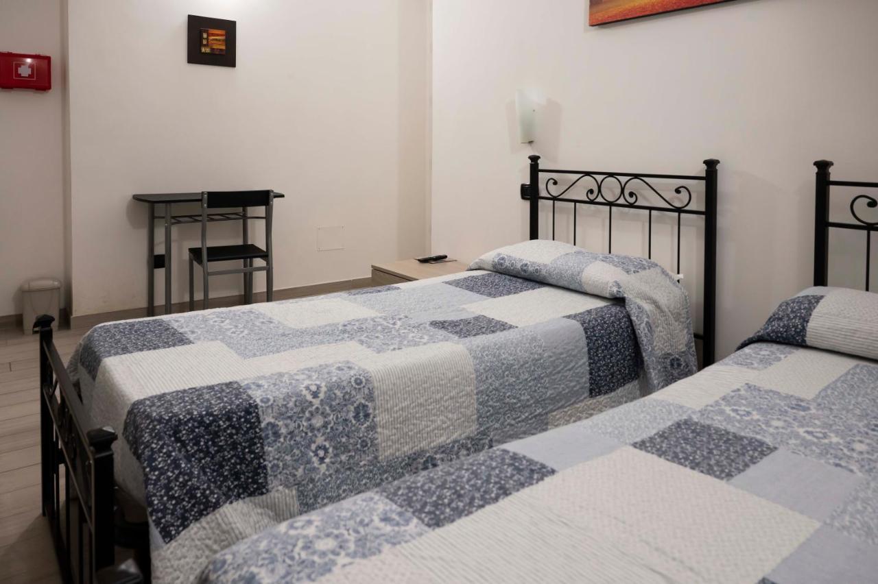 Il Giardino Dell'Eden Bed & Breakfast Acilia Ngoại thất bức ảnh