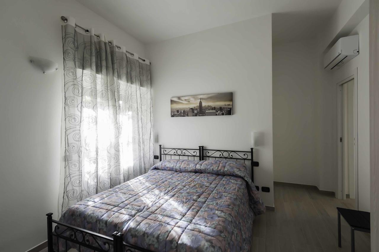 Il Giardino Dell'Eden Bed & Breakfast Acilia Ngoại thất bức ảnh
